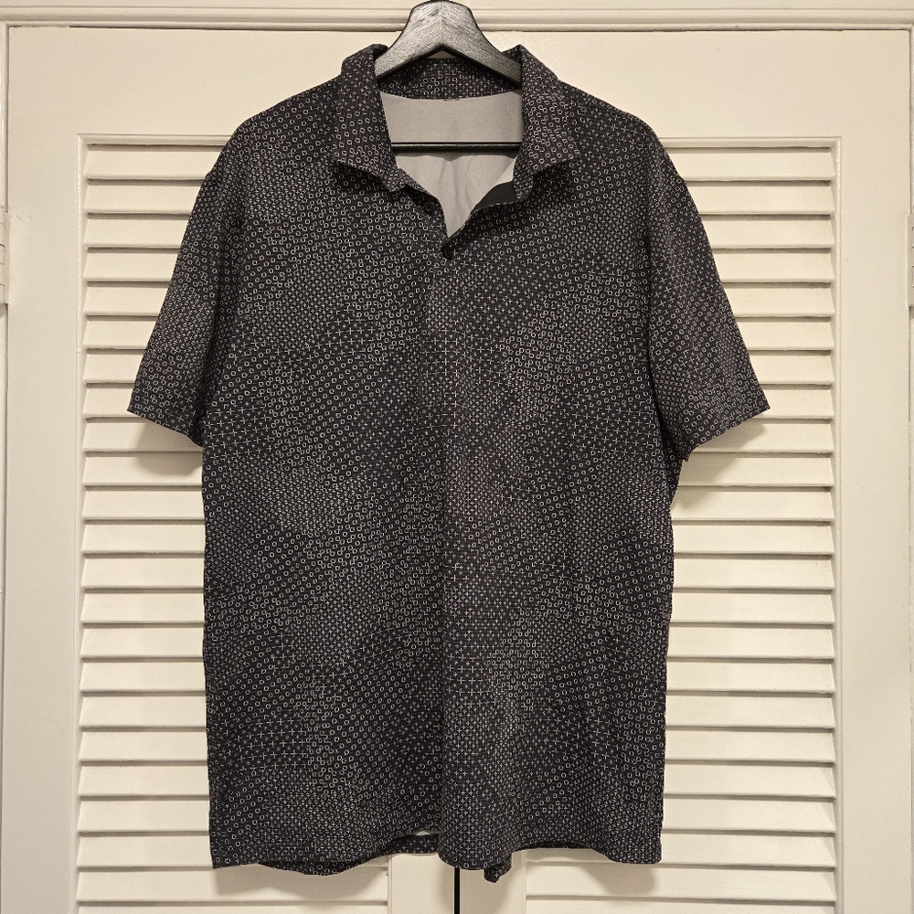 Lululemon Men’s Black & White Stretch Polo Shirt sz L